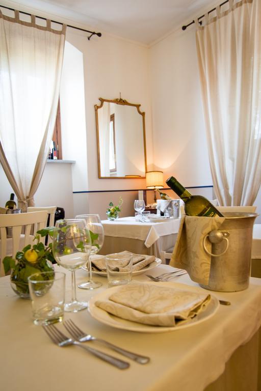 Hotel La Vedetta Livourne Extérieur photo