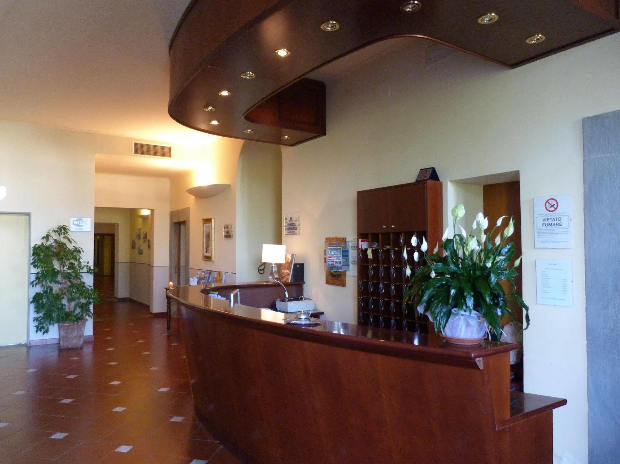 Hotel La Vedetta Livourne Extérieur photo